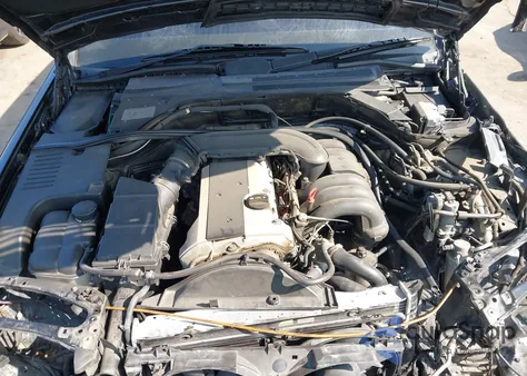 1998 Mercedes-Benz S 320 из США, поврежденный, VIN WDBGA33G6WA403343